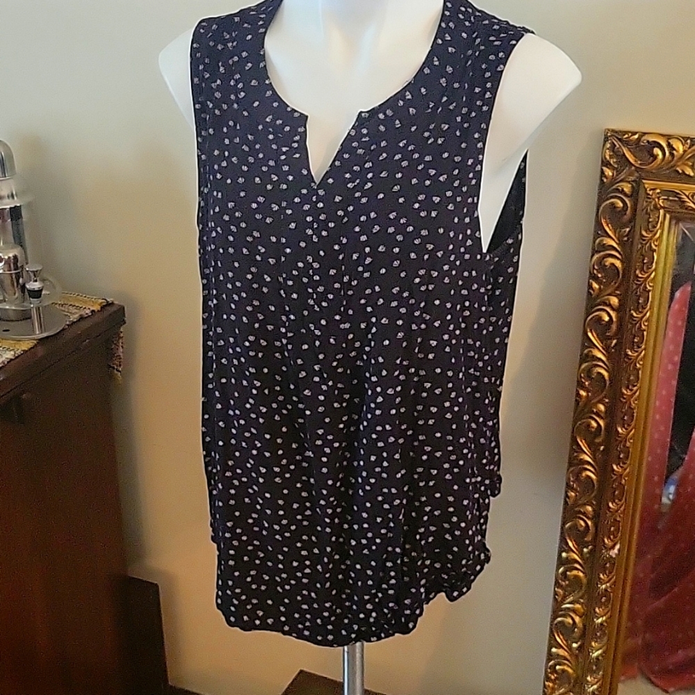 Apt 9 Size XL dressy tank black and white